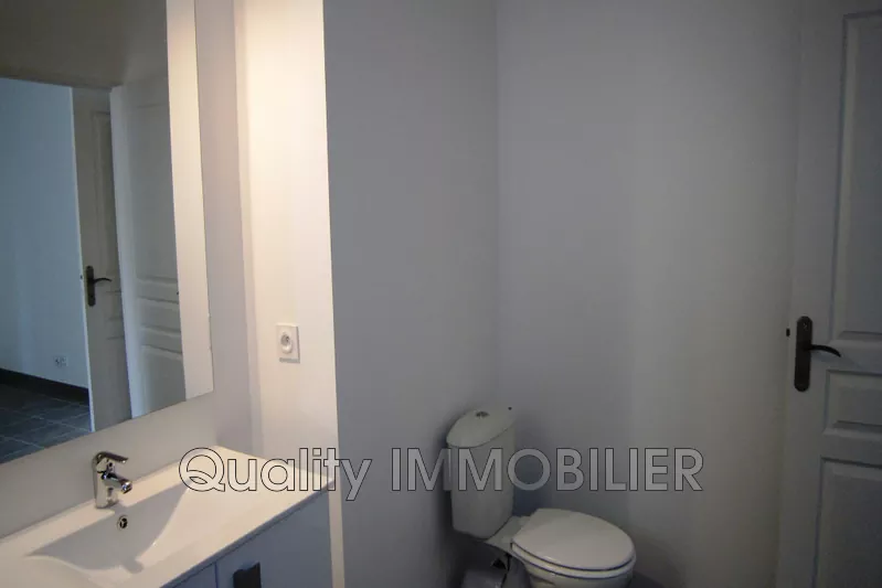 Location appartement Le Rouret  
