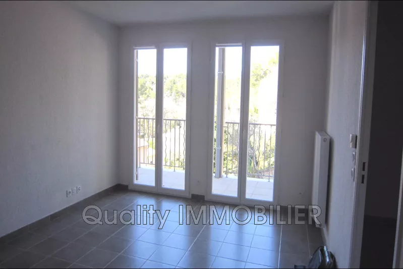 Location appartement Le Rouret  