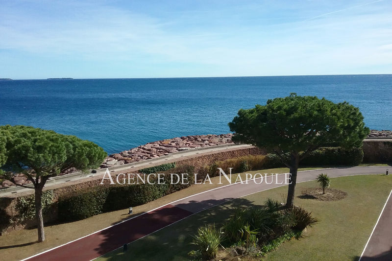 vente Appartement Mandelieu-la-napoule Bord de mer Appartement Mandelieu-la-Napoule Bord de mer, achat appartement 1 pièce 32 m²
