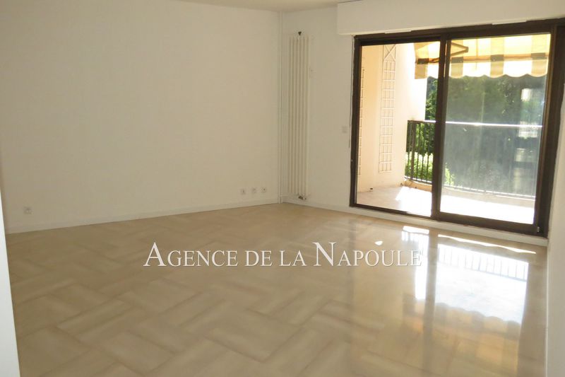 Photo Appartement Mandelieu-la-Napoule Cannes-marina, achat appartement 2 pièces 60 m²