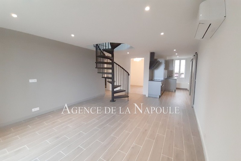 Photo Appartement Mandelieu-la-Napoule La napoule village,   achat appartement  3 pièces   47&nbsp;m&sup2;