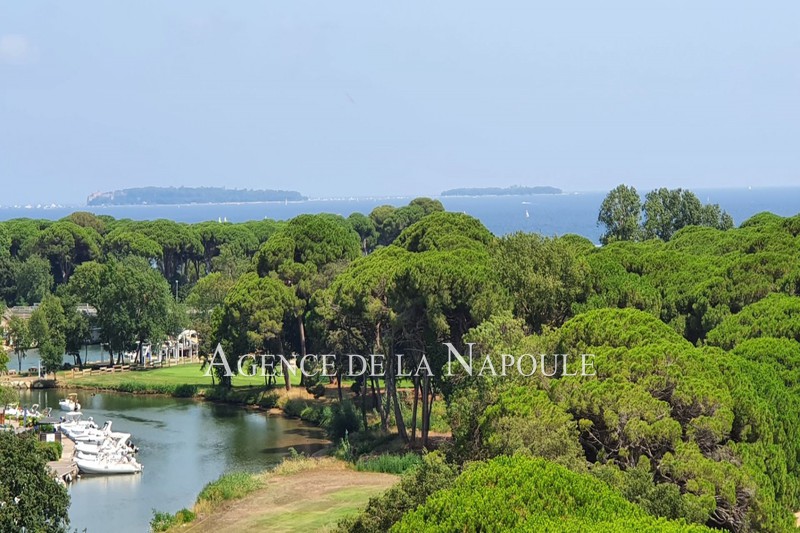 vente Appartement Mandelieu-la-napoule Cannes-marina Appartement Mandelieu-la-Napoule Cannes-marina, achat appartement 6 pièces 160 m²