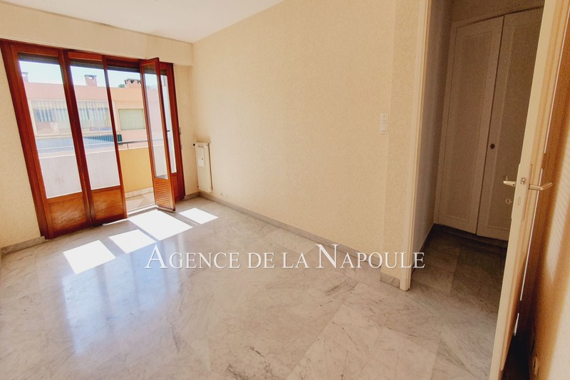 Photo Apartment Mandelieu-la-Napoule Centre, to buy apartment 2 rooms 45 m²