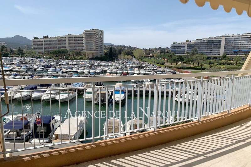 Photo Apartment Mandelieu-la-Napoule Cannes-marina,   to buy apartment  3 rooms   70&nbsp;m&sup2;