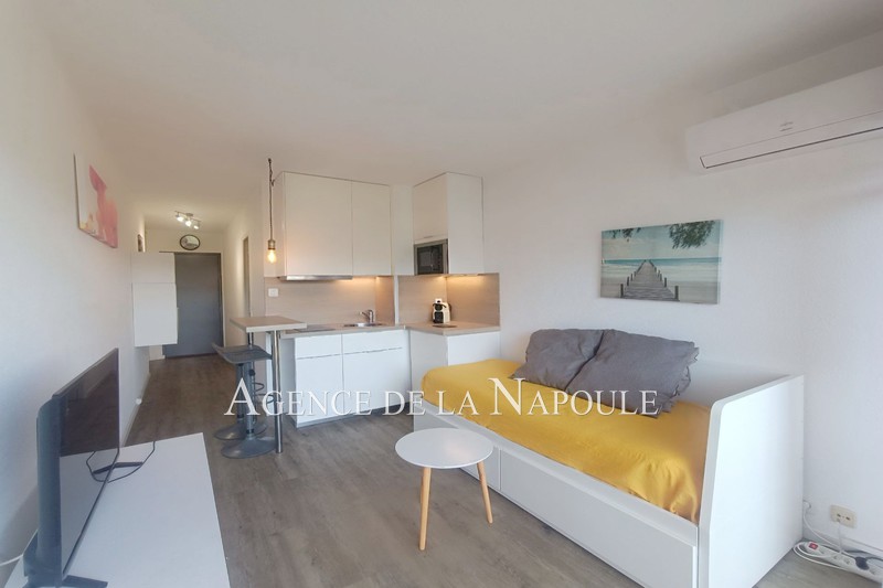 Photo Apartment Mandelieu-la-Napoule Cannes marina,   to buy apartment  1 room   20&nbsp;m&sup2;