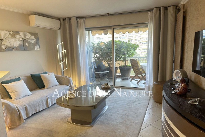 Photo Apartment Mandelieu-la-Napoule Cannes-marina,   to buy apartment  2 rooms   33&nbsp;m&sup2;