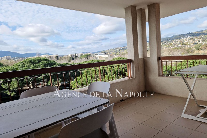 Photo Apartment Mandelieu-la-Napoule Golf de mandelieu,   to buy apartment  2 rooms   38&nbsp;m&sup2;