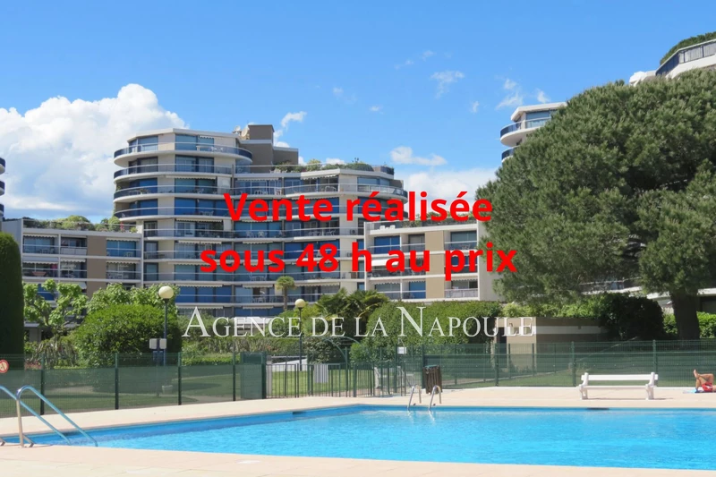 Appartement Mandelieu-la-Napoule La napoule,   achat appartement  1 pièce   32&nbsp;m&sup2;