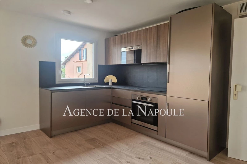 Vente appartement Mandelieu-la-Napoule  