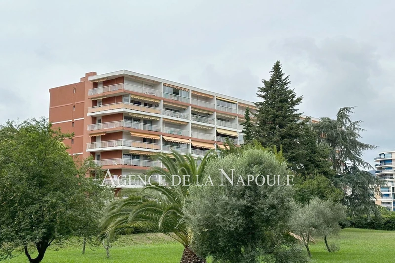 Appartement Mandelieu-la-Napoule La napoule,   achat appartement  3 pièces   69&nbsp;m&sup2;