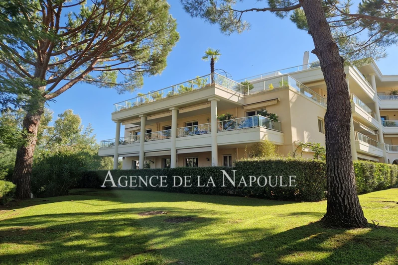 Vente appartement Mandelieu-la-Napoule  