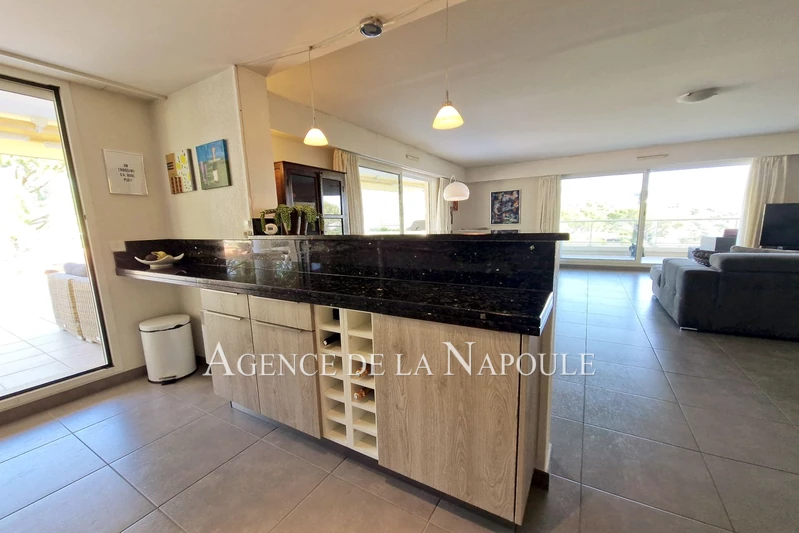 Vente appartement Mandelieu-la-Napoule  