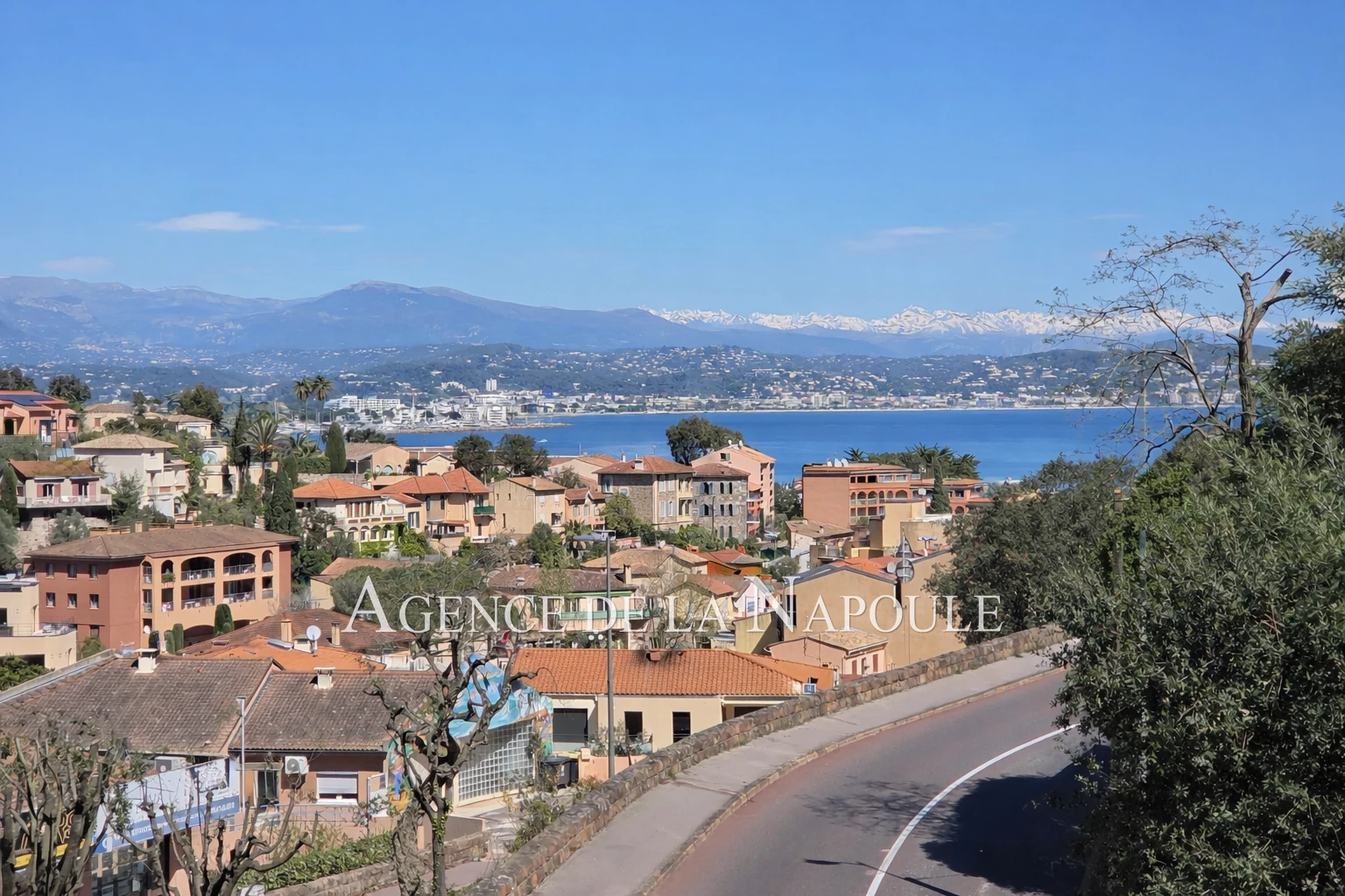 Appartement 3 pièces 57 m² · à Théoule-sur-Mer · 56,8 m² · 360 000 €