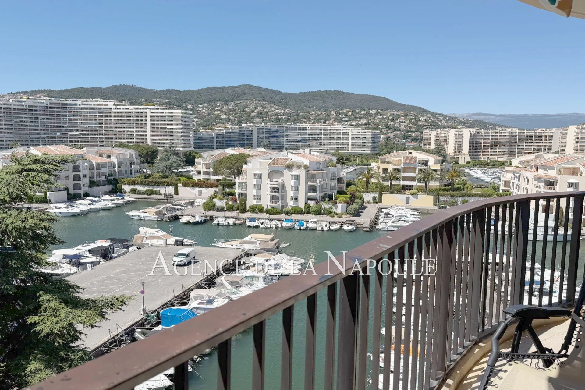 Appartement 1 pièce 31 m² · à Mandelieu-la-Napoule · 31,1 m² · 245 000 €