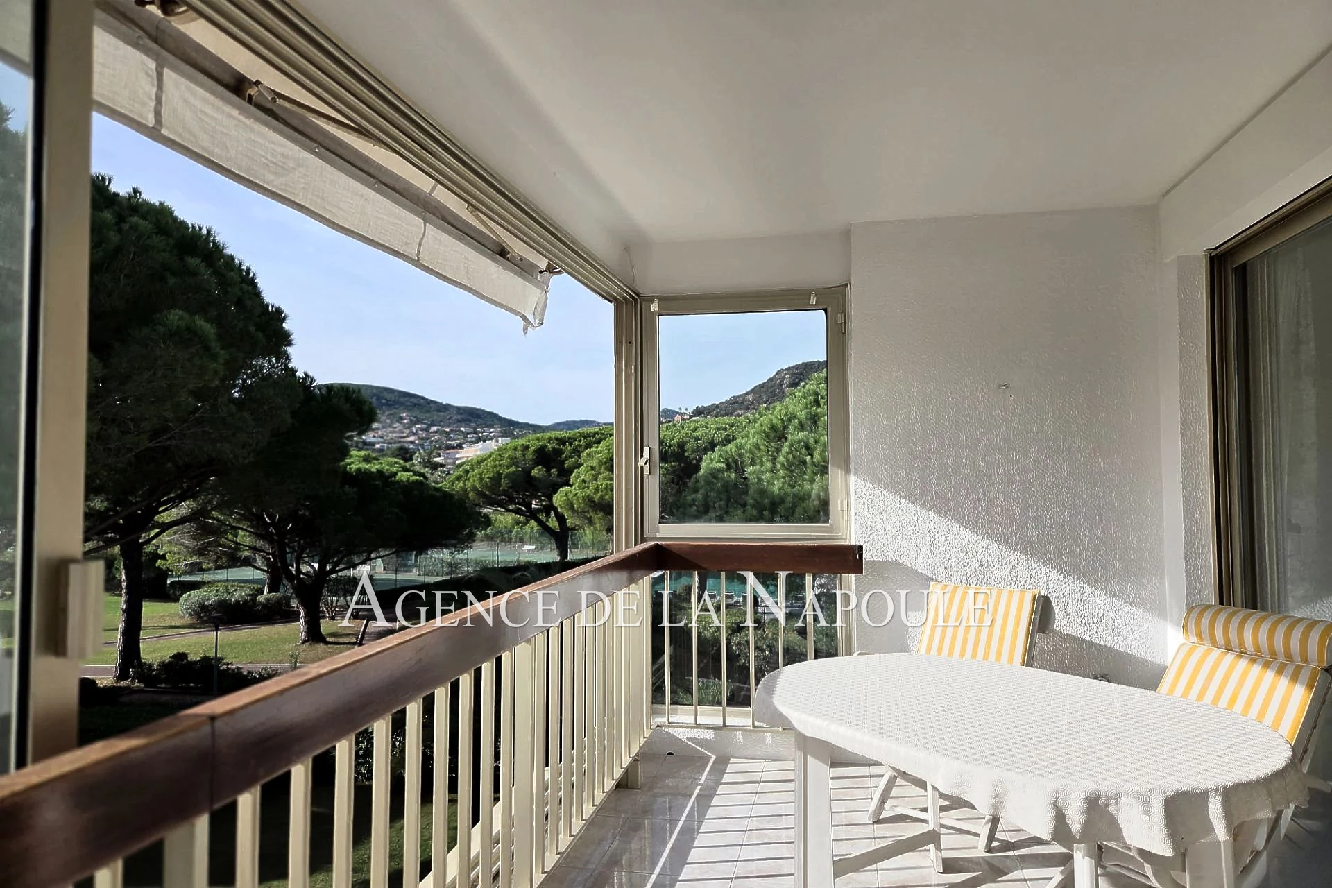 Appartement 1 pièce 32 m² · à Mandelieu-la-Napoule · 32,4 m² · 346 500 €