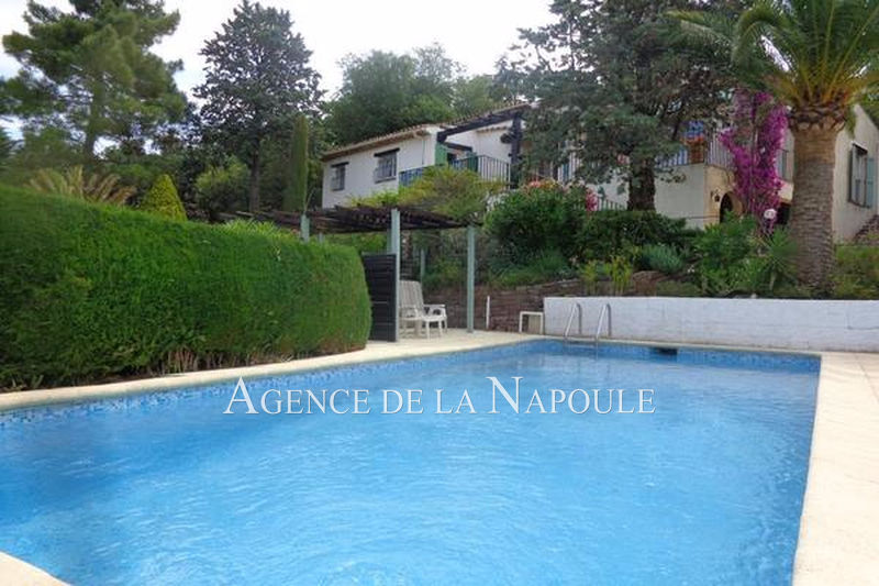 Photo Villa Mandelieu-la-Napoule to buy villa 5 bedroom 225 m²