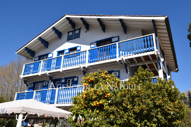 vente maison de caractère Mandelieu-la-napoule La napoule Maison de caractère Mandelieu-la-Napoule La napoule, achat maison de caractère 9 chambres 186 m²