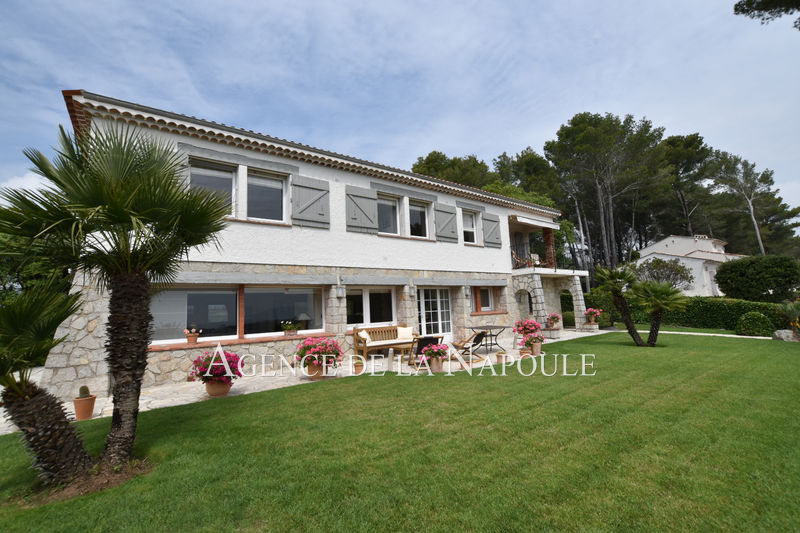 Photo Villa provençale Mandelieu-la-Napoule Vignerons, achat villa provençale 5 chambres 206 m²
