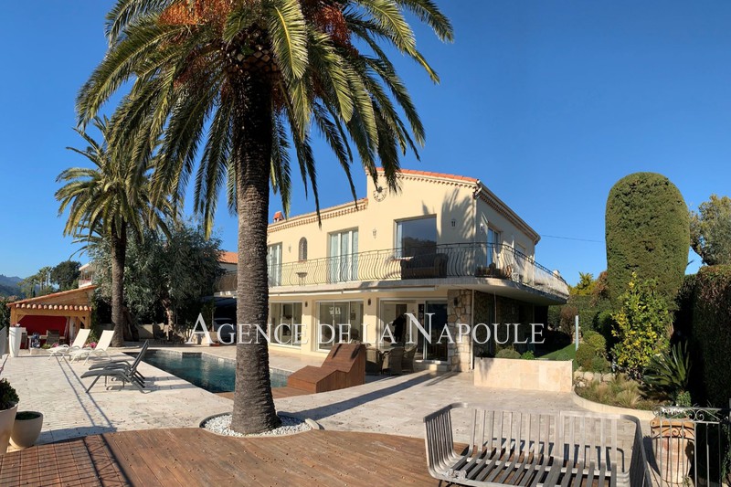 Photo Villa provençale Mandelieu-la-Napoule La napoule, achat villa provençale 4 chambres 217 m²