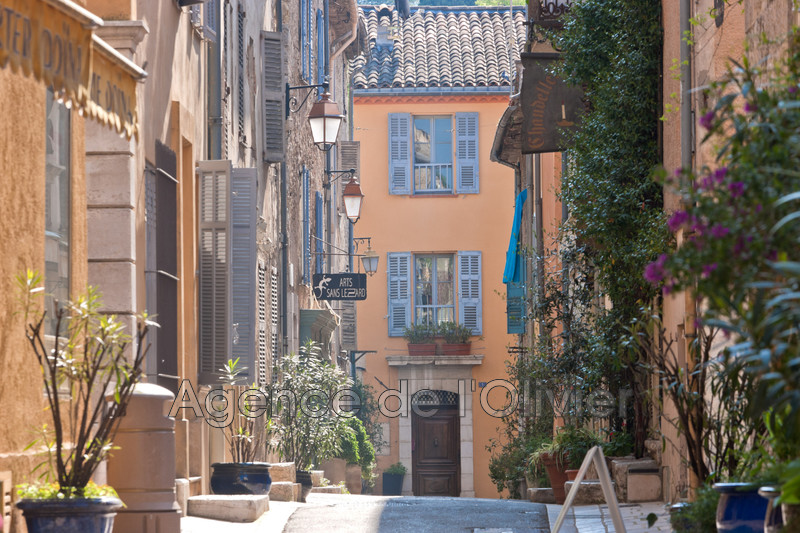 Photo Apartment Valbonne Rentals apartment 2 rooms 50 m²