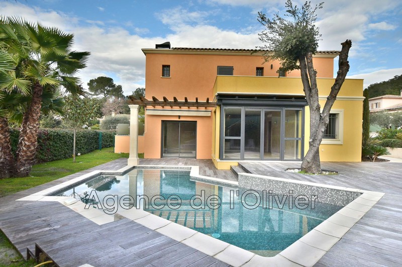 Photo Maison contemporaine Valbonne Proche village, Location maison contemporaine 4 chambres 212 m²