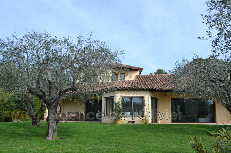Photo Villa Roquefort-les-Pins achat villa 4 chambres 280 m²