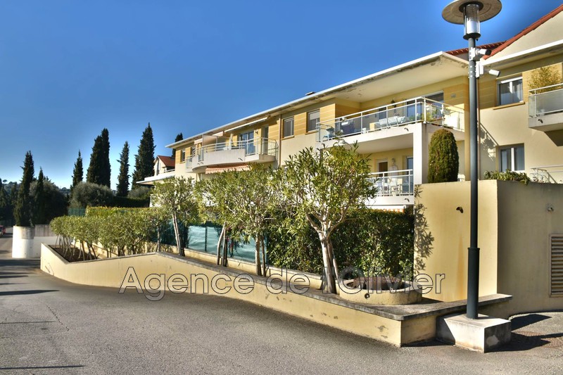 Photo Appartement Grasse   achat appartement  5 pièces   100&nbsp;m&sup2;