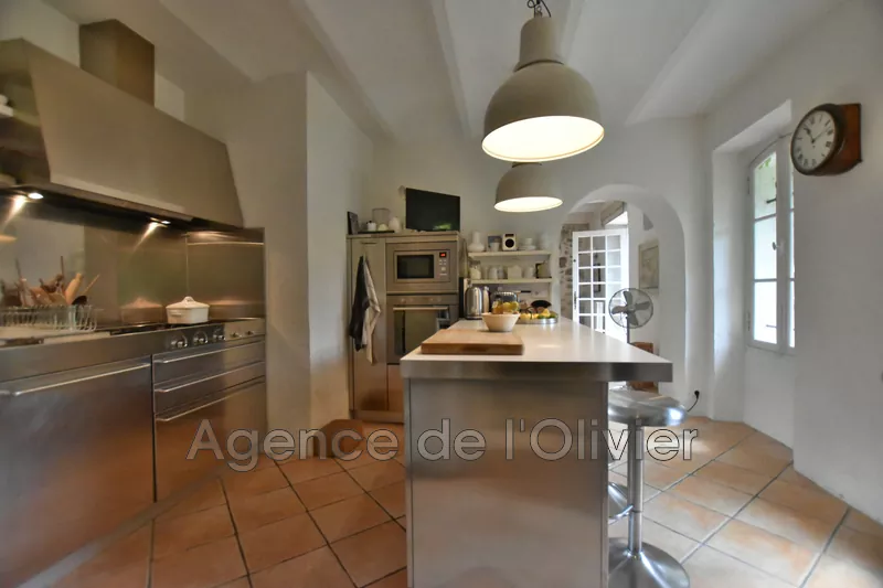 Vente mas Valbonne  