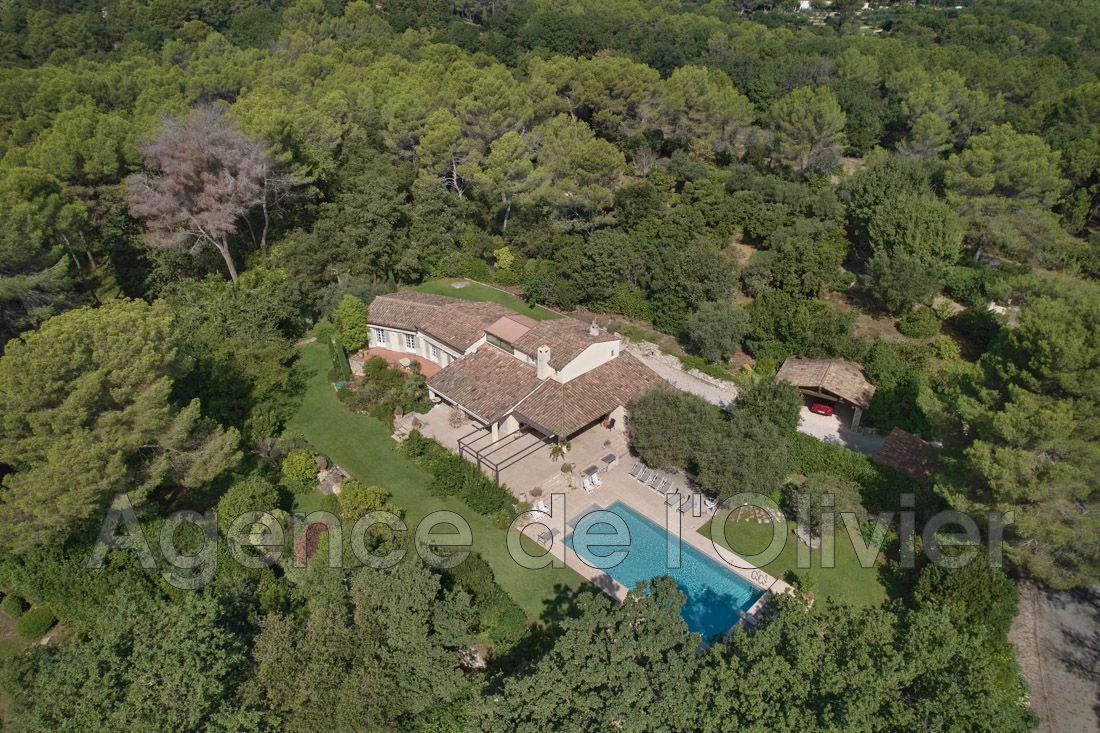 Maison 9 pièces 276 m² · à Opio · 276 m² · 1 850 000 €