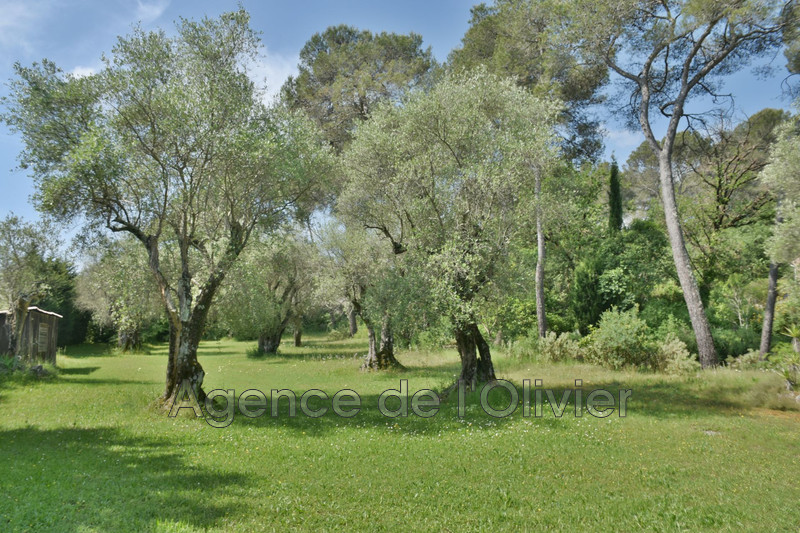 House Biot Proche village,   to buy house  2 bedroom   140&nbsp;m&sup2;