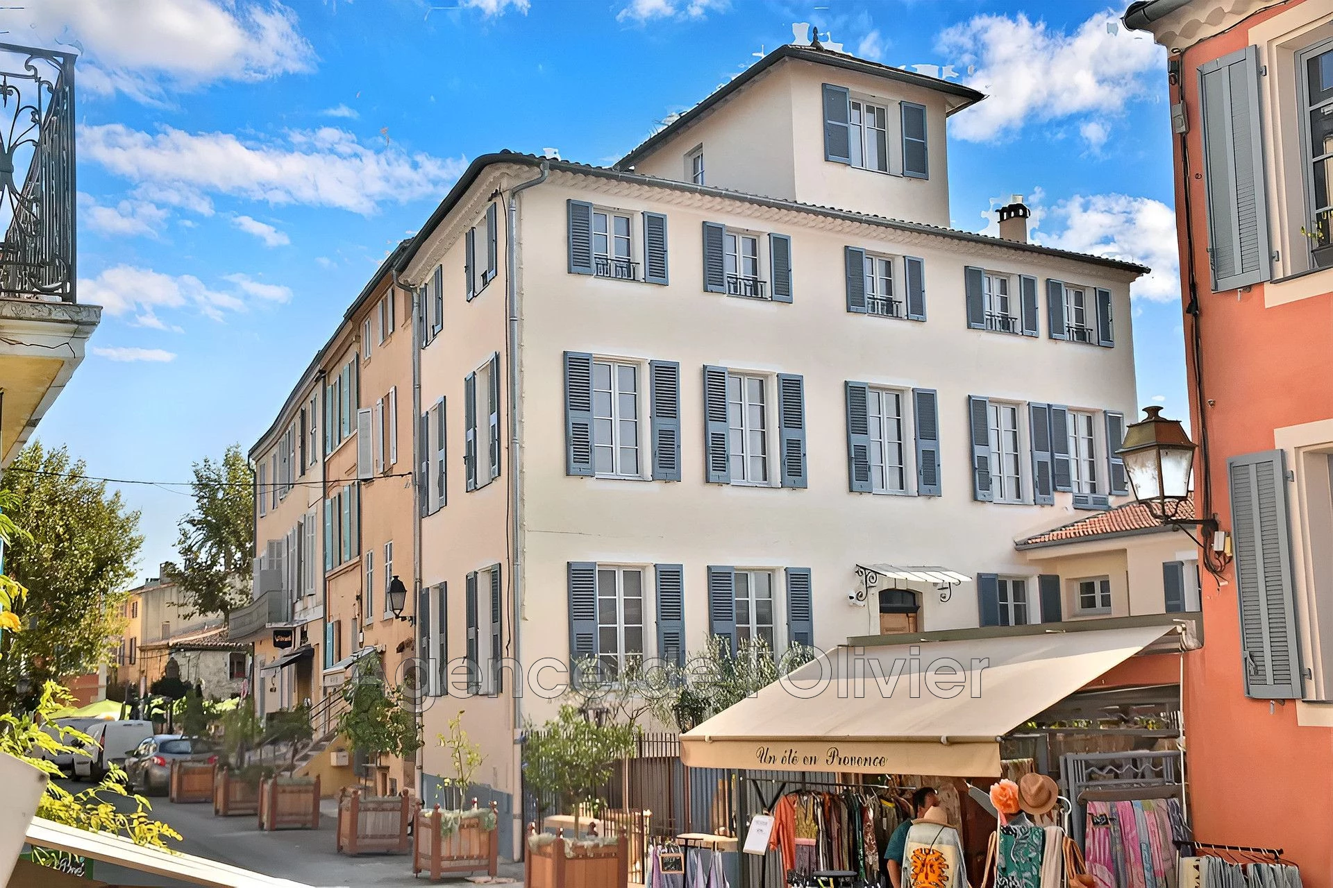 Maison 6 pièces 208 m² · à Biot · 208 m² · 1 600 000 €
