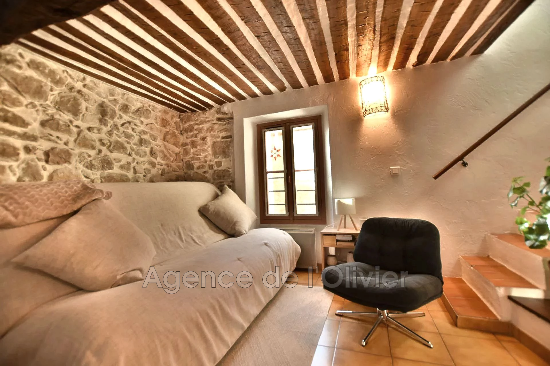 Maison 1 pièce 57 m² · à Valbonne · 57 m² · 290 000 €