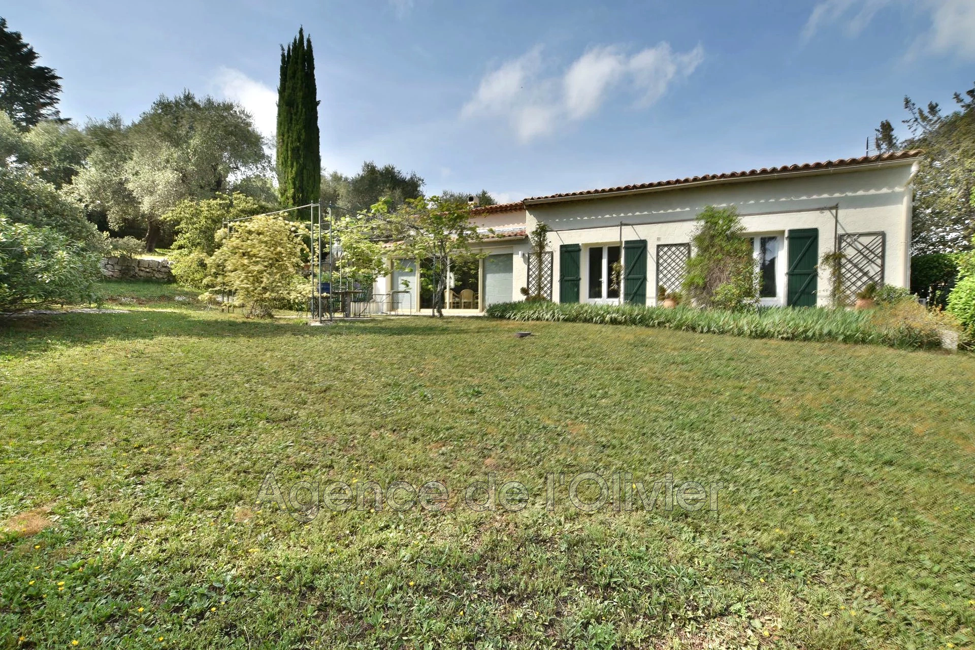 Maison 3 pièces 133 m² · à Valbonne · 133 m² · 840 000 €