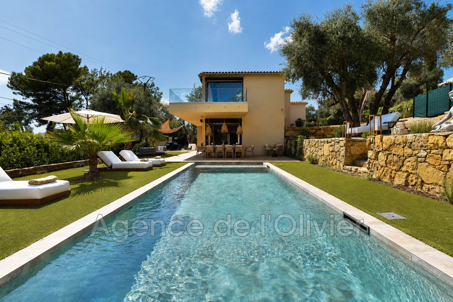Maison 350 m² · à Opio · 350 m² · 3 650 000 €