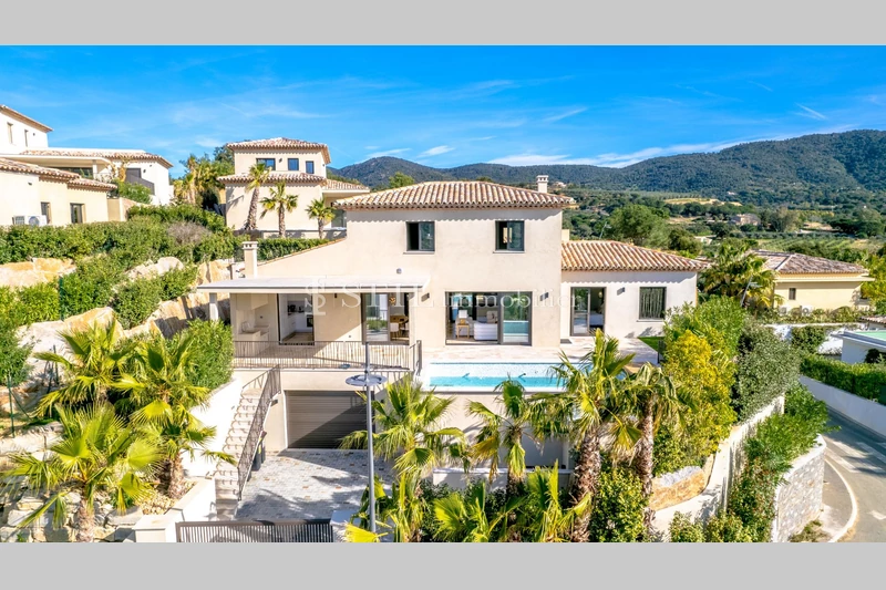 Location saisonnière villa Sainte-Maxime  