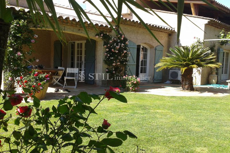 Photo Villa Le Plan-de-la-Tour Village, Location saisonnière villa 2 chambres 130 m²