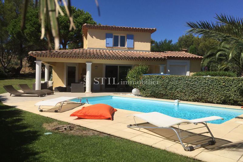 Photo Villa Sainte-Maxime Proche plages, Location saisonnière villa 3 chambres 100 m²