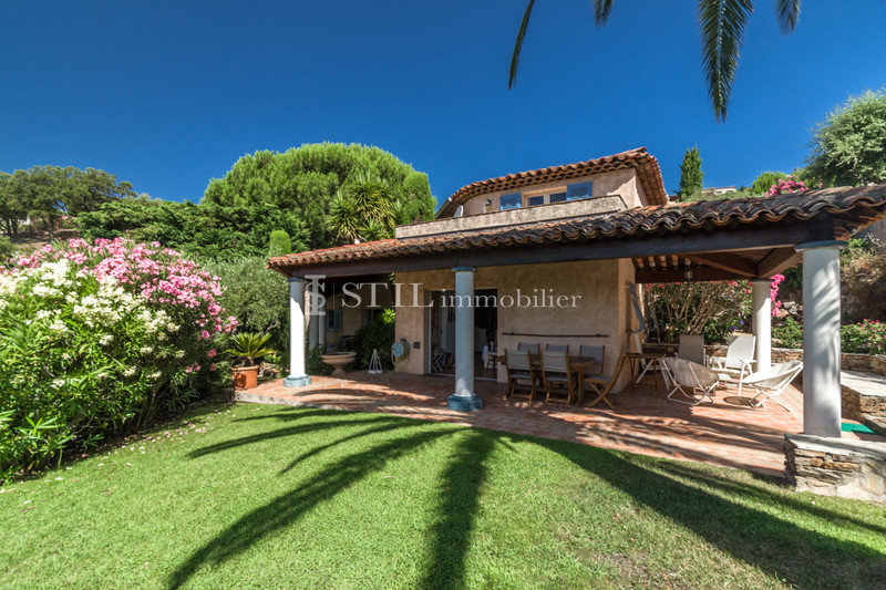 Location saisonnière villa Sainte-Maxime Location saisonnière villa Sainte-Maxime Villa Sainte-Maxime Location saisonnière villa 5 chambres 180 m²