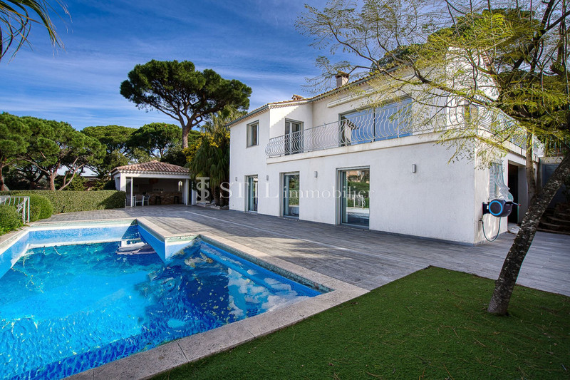 Vente villa Sainte-Maxime  Villa Sainte-Maxime   achat villa  6 chambres   250&nbsp;m&sup2;