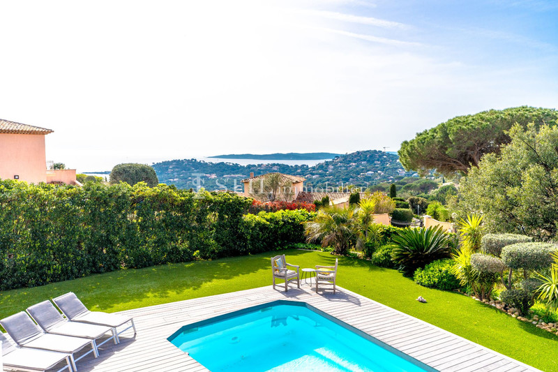 Vente villa Sainte-Maxime  Villa Sainte-Maxime   achat villa  5 chambres   200&nbsp;m&sup2;