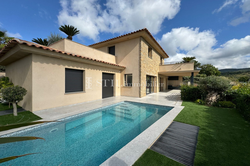 Vente villa Sainte-Maxime  Villa Sainte-Maxime   achat villa  4 chambres   180&nbsp;m&sup2;