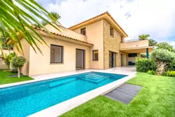 Photos  Maison Villa à vendre Sainte-Maxime 83120