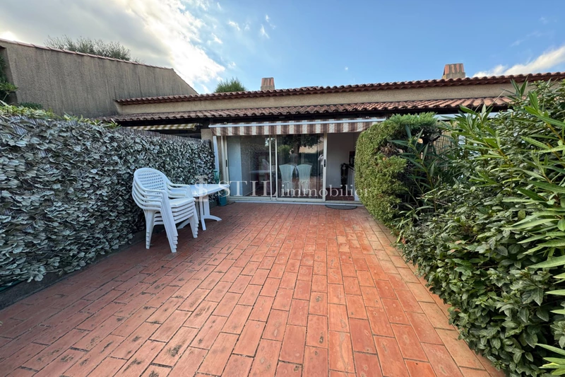 Vente mas Sainte-Maxime  Mas Sainte-Maxime   to buy mas  2 bedroom   38&nbsp;m&sup2;