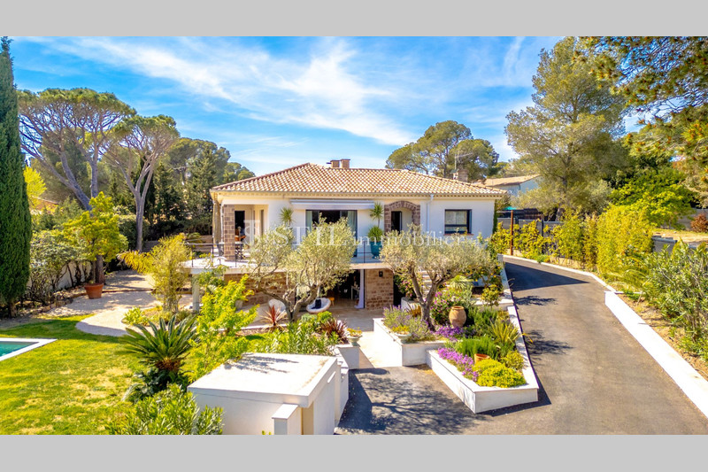Photo n°2 - Vente Maison villa Saint-Raphaël 83700 - 1 390 000 €