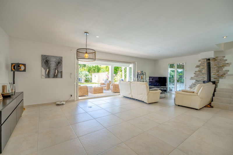 Photo n°5 - Vente Maison villa Le Plan-de-la-Tour 83120 - 900 000 €