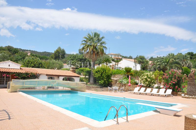 Vente demeure de prestige Le Plan-de-la-Tour Vente demeure de prestige Le Plan-de-la-Tour Demeure de prestige Le Plan-de-la-Tour Village, achat demeure de prestige 14 chambres 750 m²