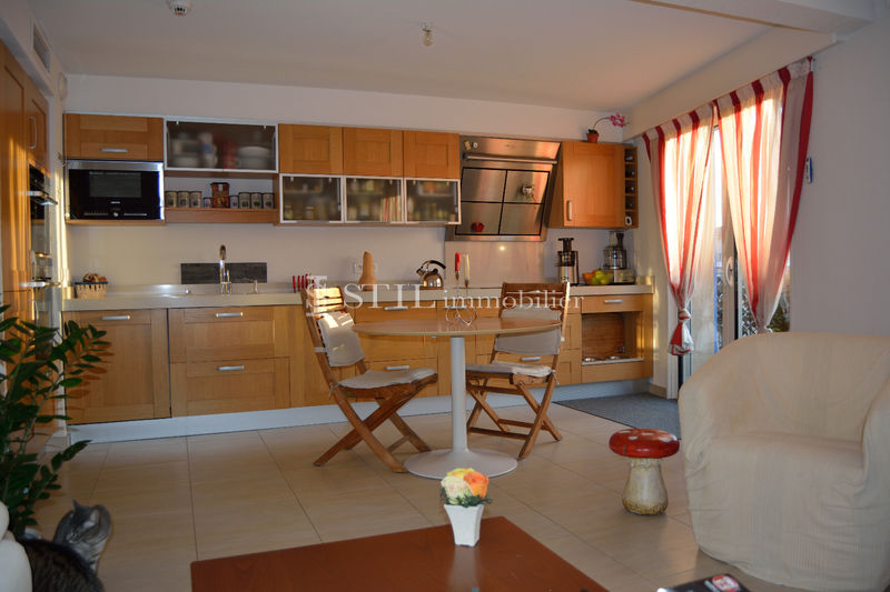 Photo Apartment Sainte-Maxime Centre-ville, to buy apartment 2 rooms 55 m²