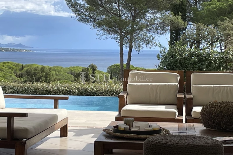 Vente villa Sainte-Maxime  Villa Sainte-Maxime Sémaphore,   achat villa  6 chambres   370&nbsp;m&sup2;