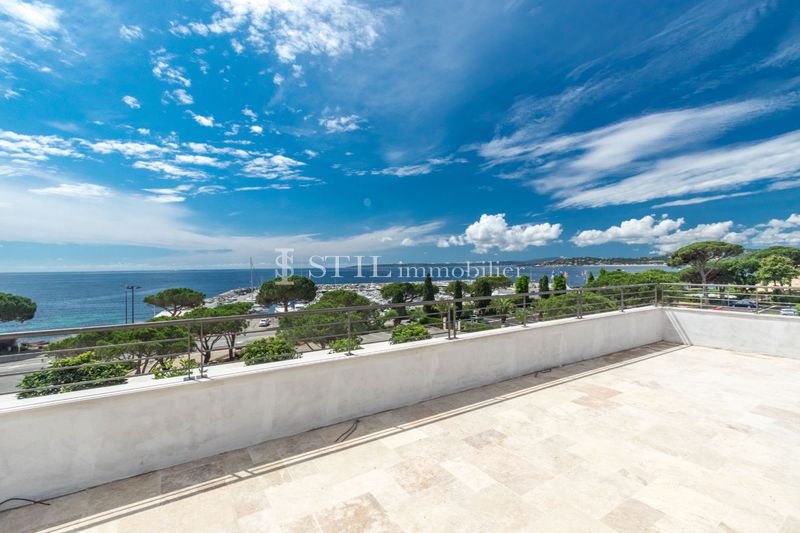 Photo Villa sur le toit Les Issambres Bord de mer, achat villa sur le toit 4 pièces 184 m²