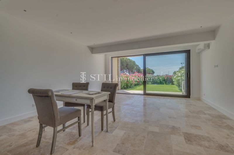 Photo Apartment Les Issambres Bord de mer, New apartment 2 rooms 63 m²